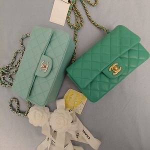 Meet your Posher, Wwfam